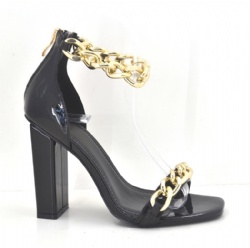 2022 Hot feedback block heel sandals with chain upper